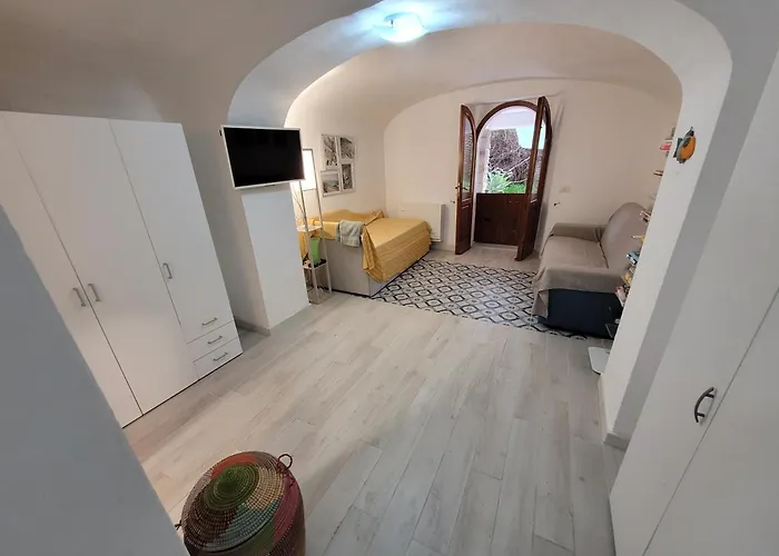 Flavia Daire La Maddalena (Sassari)